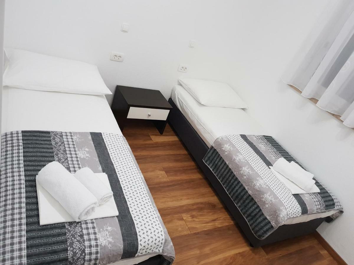 Apartmani Marija Baška Voda Buitenkant foto